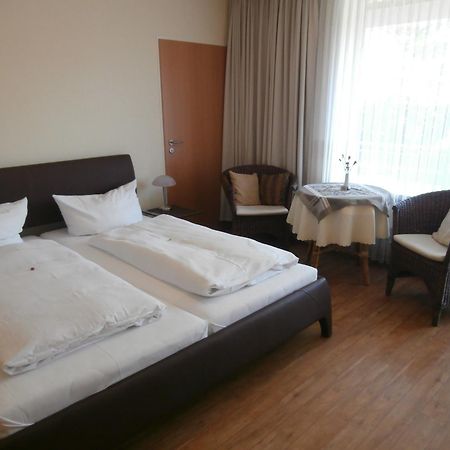 Hotel Hasselbarth บวร์ก เอาฟ์ เฟมาร์น ภายนอก รูปภาพ