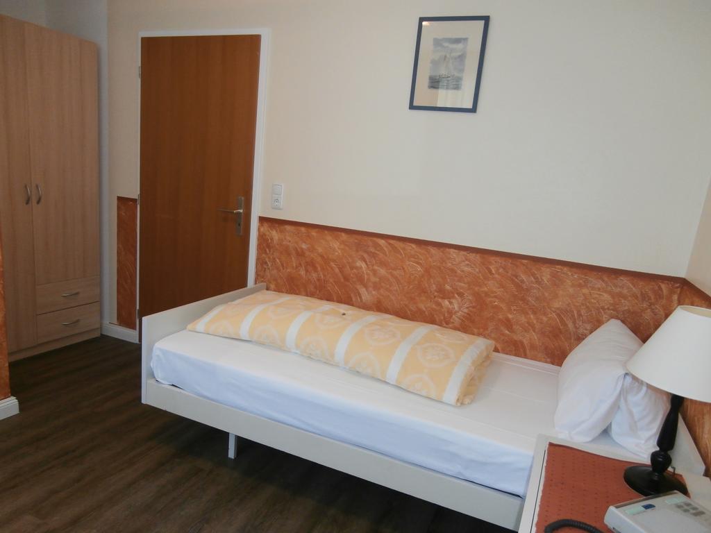 Hotel Hasselbarth บวร์ก เอาฟ์ เฟมาร์น ห้อง รูปภาพ