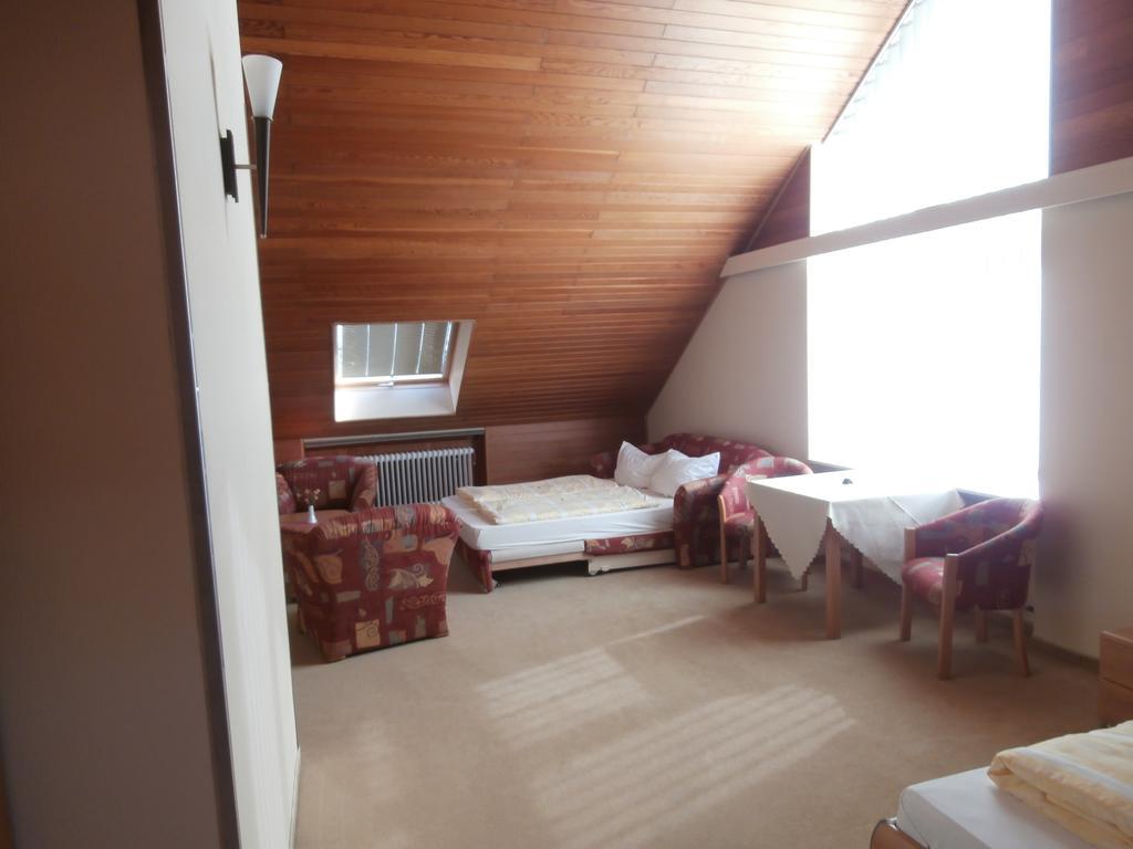 Hotel Hasselbarth บวร์ก เอาฟ์ เฟมาร์น ภายนอก รูปภาพ