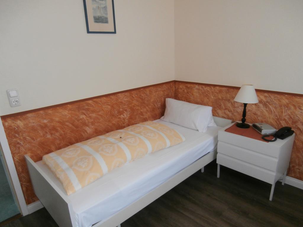 Hotel Hasselbarth บวร์ก เอาฟ์ เฟมาร์น ห้อง รูปภาพ