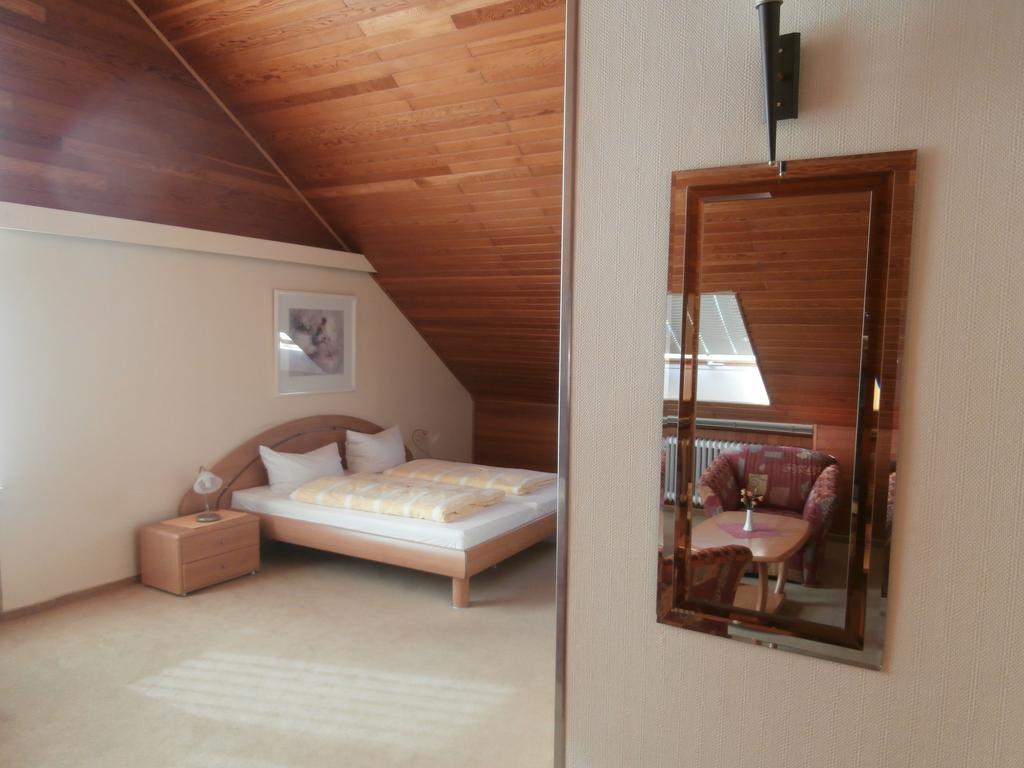 Hotel Hasselbarth บวร์ก เอาฟ์ เฟมาร์น ภายนอก รูปภาพ
